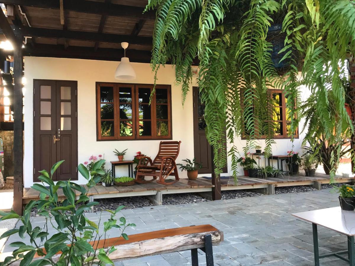 ครูหนูบ้านพัก แหลมงอบ Krunou Baanpak Trat Exterior foto